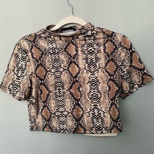 Shein Animal Pribt Cropped Top M